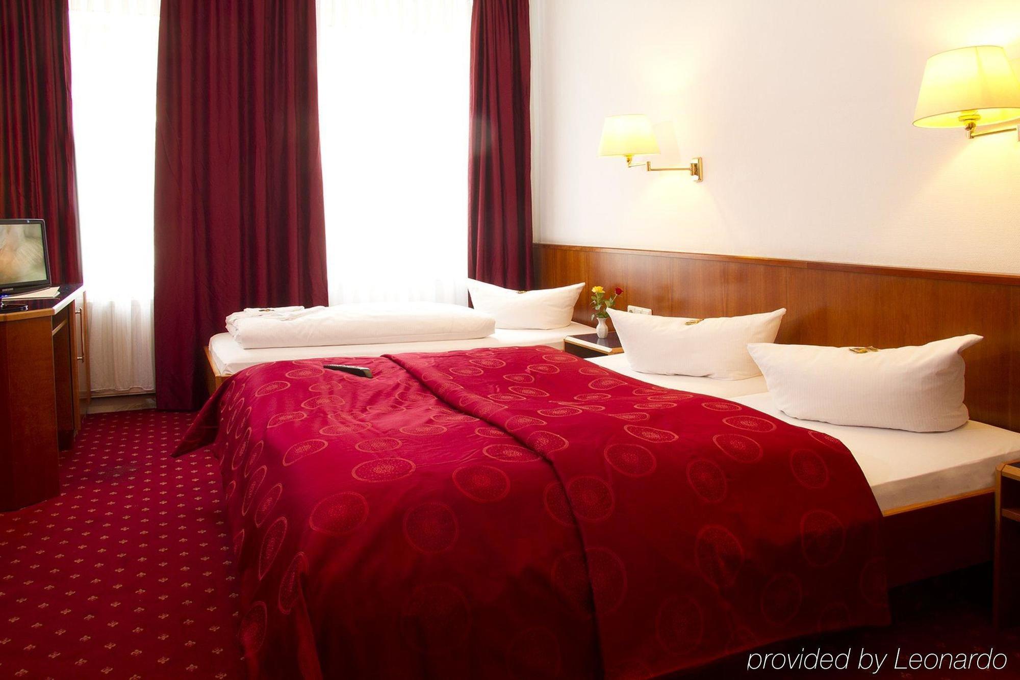 Hotel Astoria ไลป์ซิก ภายนอก รูปภาพ