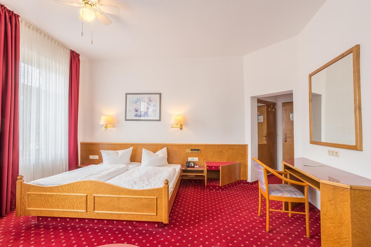 Hotel Astoria ไลป์ซิก ภายนอก รูปภาพ