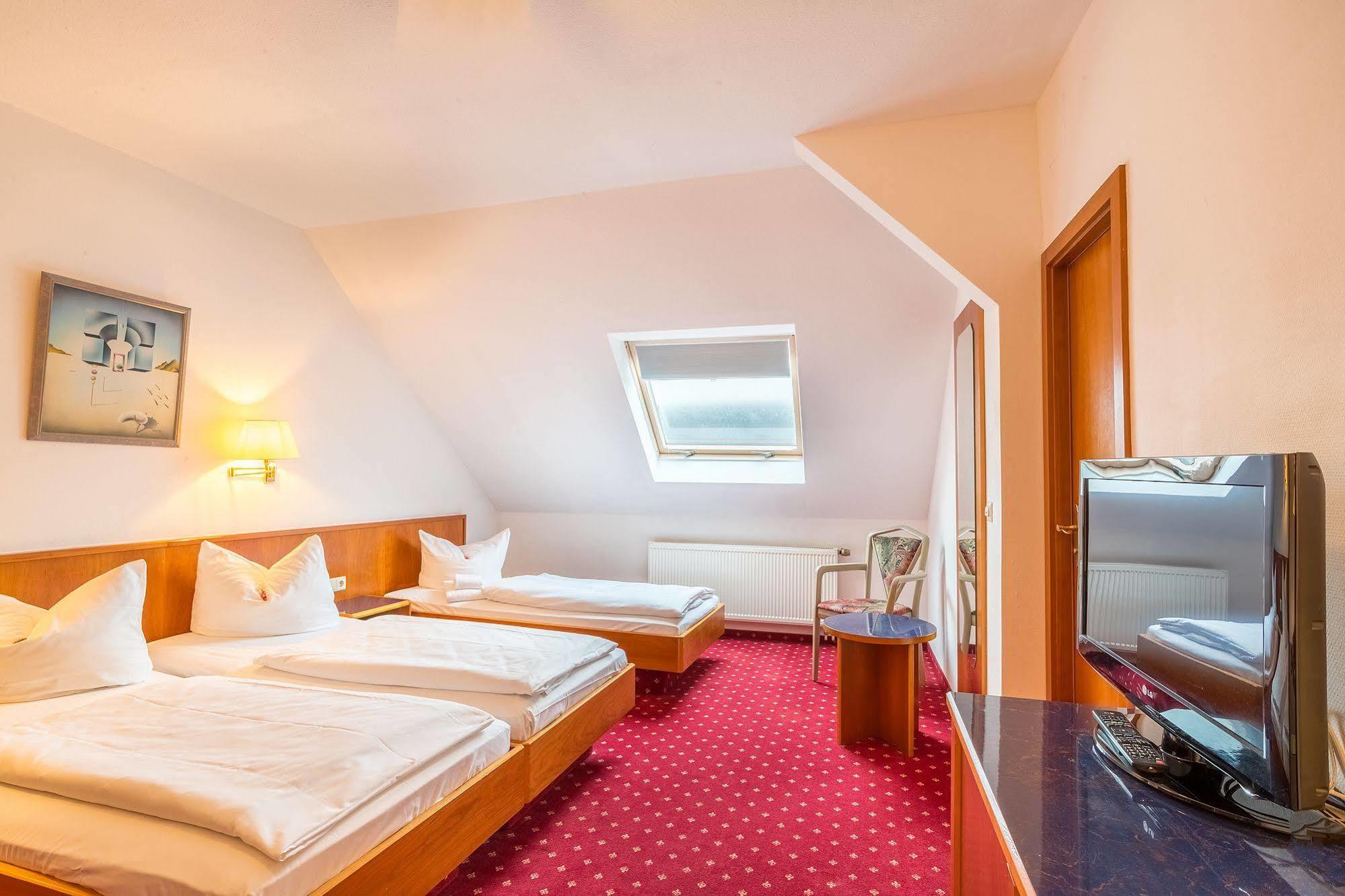 Hotel Astoria ไลป์ซิก ภายนอก รูปภาพ